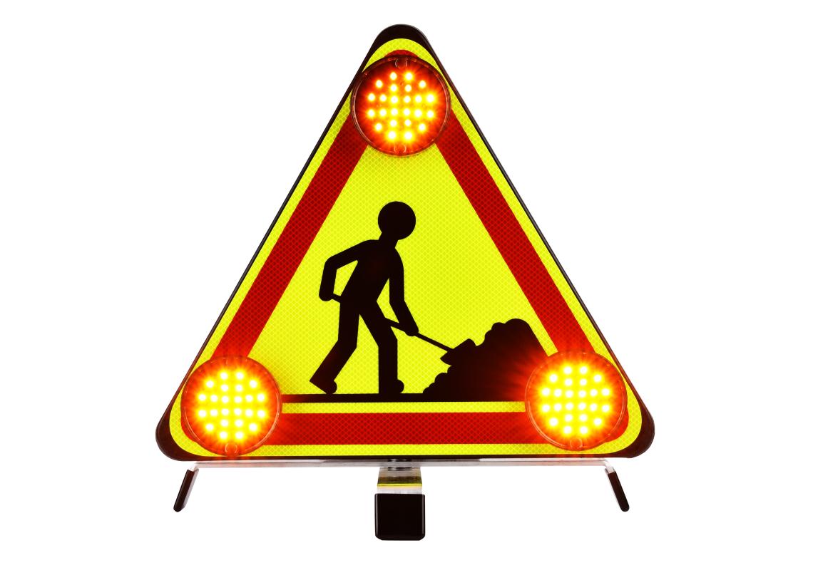 AK5 floor-mounted triangle with cross-beam feet